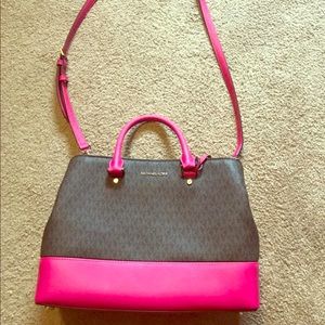 Micheal Kors Purse
